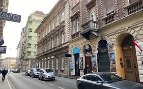 Hotel A10